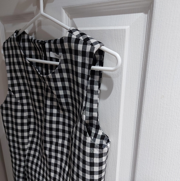 NWOT, Diane Von Furstenberg | Monochrome Gingham Plaid Sleeveless Top - Picture 8 of 16